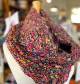 Blackberry Blossom Cowl