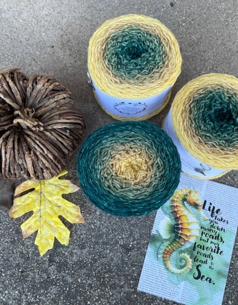 Blossom Garden Society Club October 2024 Mad Hatter Pufferfish