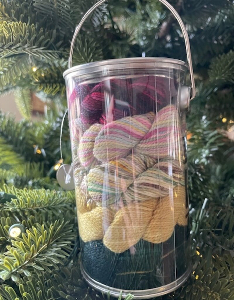 Koigu - Paint Can,  Home for the Holidays