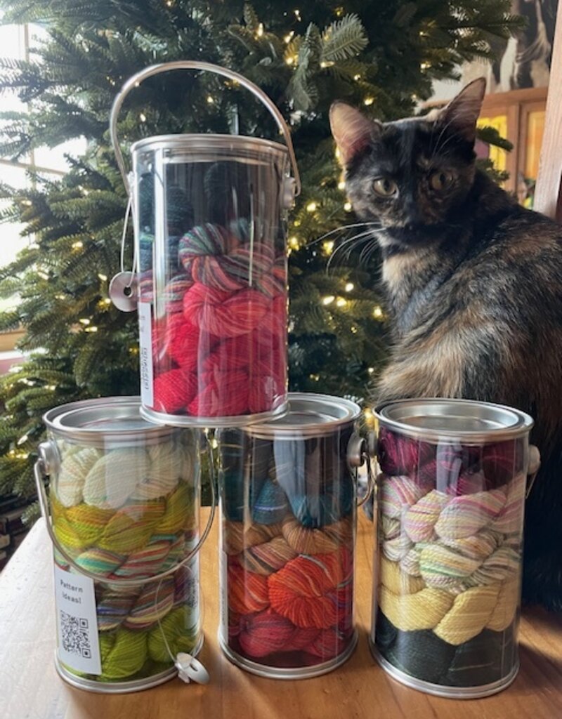 Koigu - Paint Can,  Home for the Holidays
