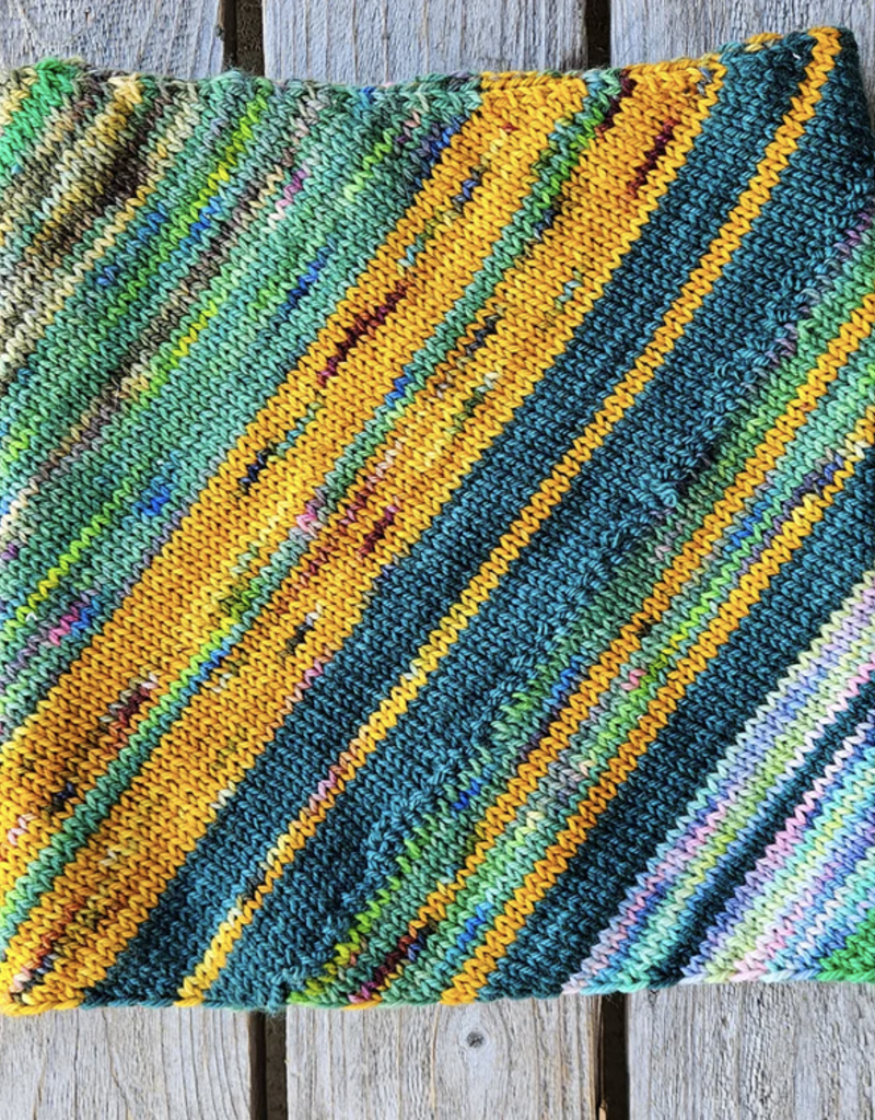Koigu - Jasmine Watercolor Cowl Kit, Magnolia
