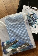 Glorafilia - GL5027 Blue & White Heart Kit   (14M))      8" square