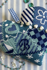 Glorafilia - GL5027 Blue & White Heart Kit   (14M))      8" square