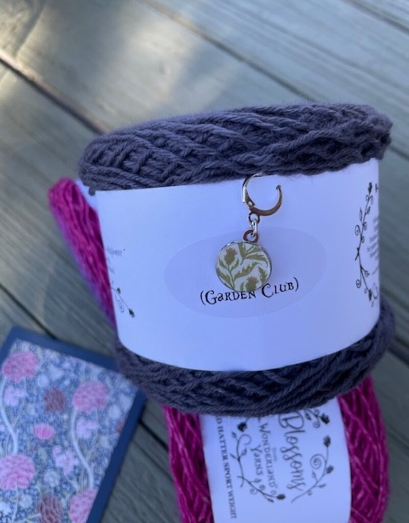 Bloom & Briar Blossom Yarn Club, January 2025, William Morris Cray #1