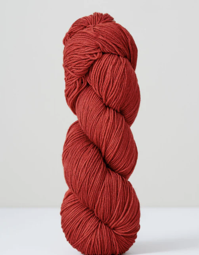 Urth Harvest Fingering, Rubia
