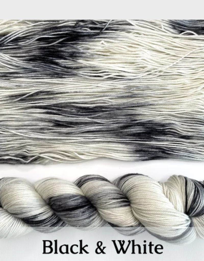 Dream in Color -  DIC Smooshy/Cashmere, 741 Black & White