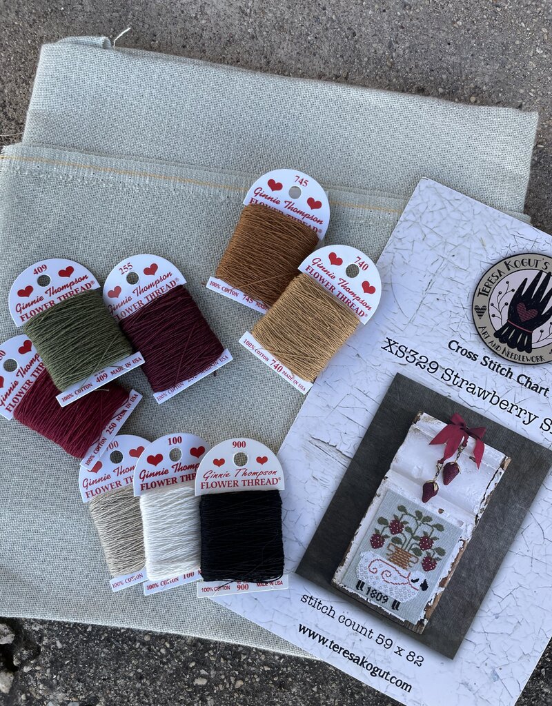 Teresa Kogut - XS329 Strawberry Sheep