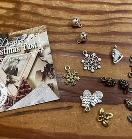 Summer House - Days of Christmas Past Charm Pack