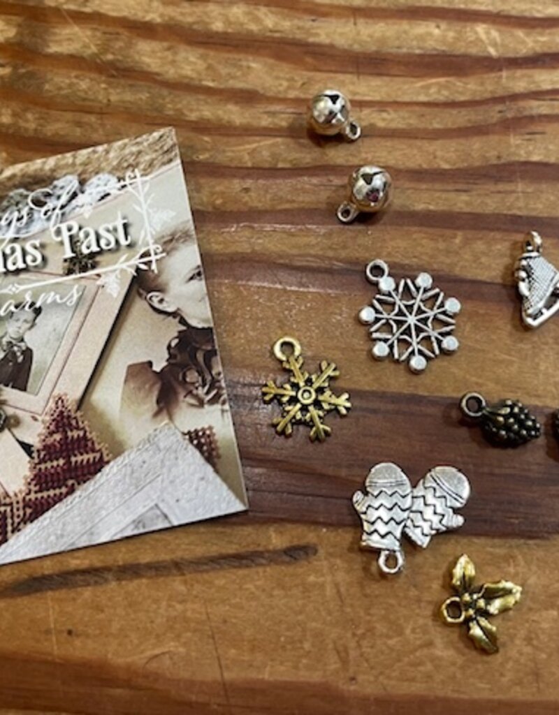 Summer House - Days of Christmas Past Charm Pack