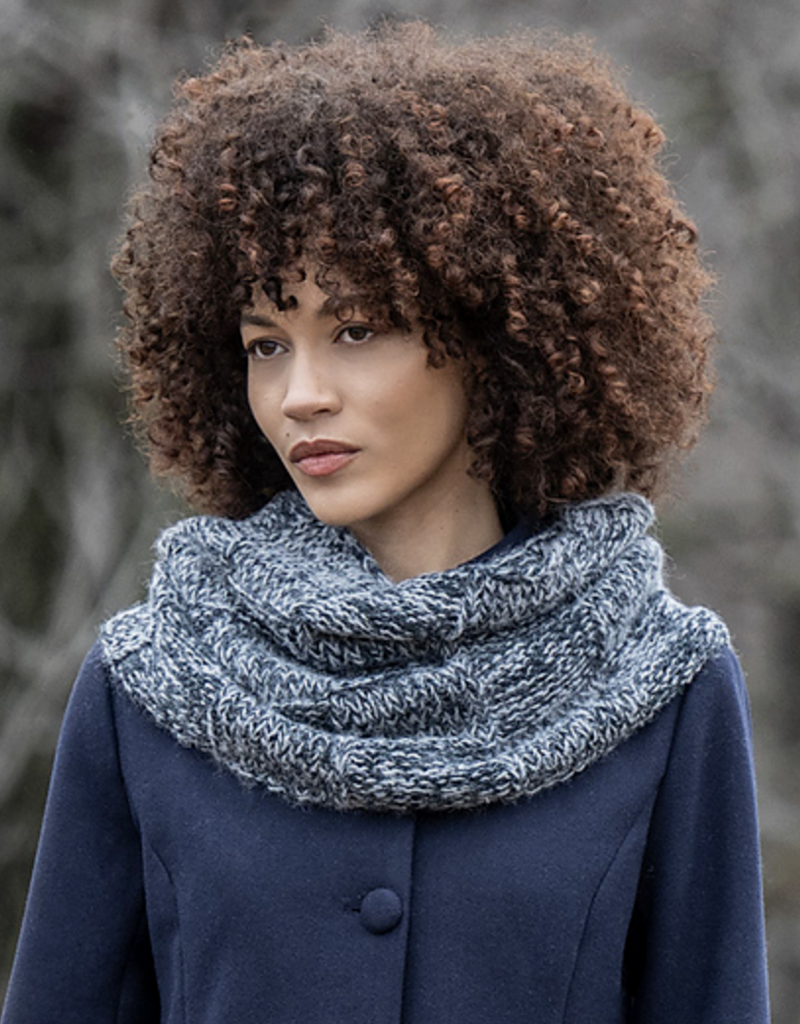 Blue Sky - Calypso Cowl Kit, NOLA Golden Yarrow & Elderberry