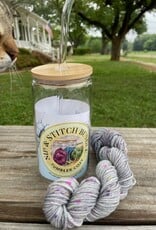 Wonderland - Countryside Tumbler Cozy Kit in Lory, Grey