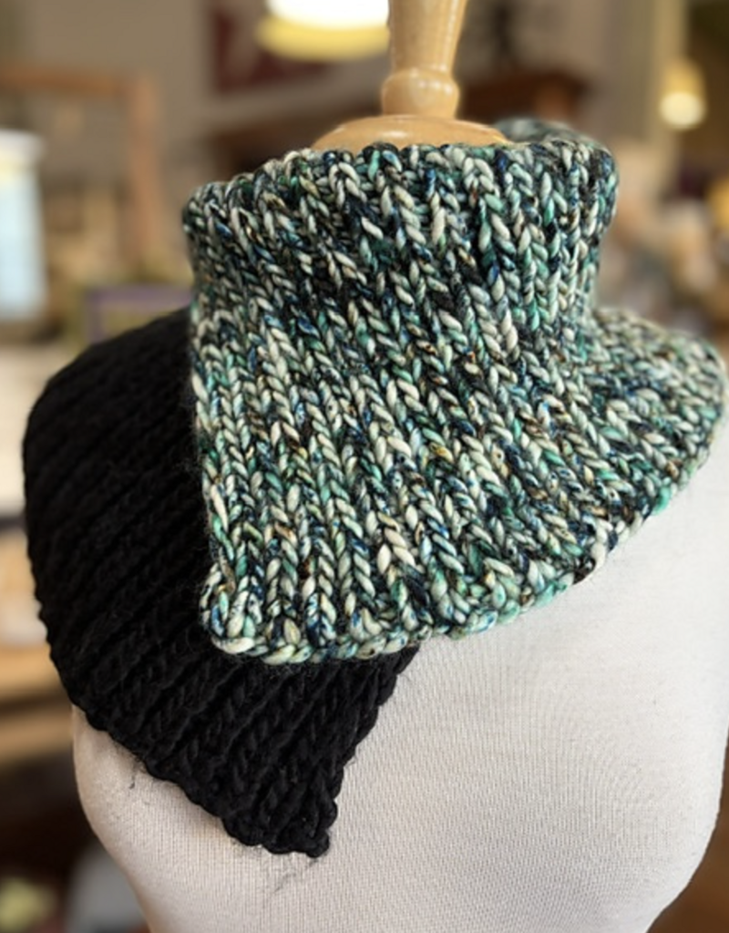 Churchmouse & Malabrigo Cowl, Sea Horse & Natural