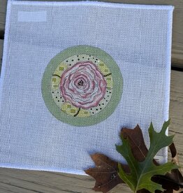ditto #204 Ranunculus Button (18M) 4" Round