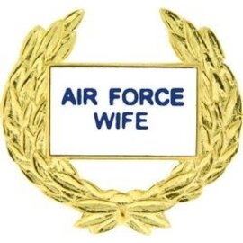 United States Air Force Wife with Wreath Pin - 14361 (1 1/8 inch)