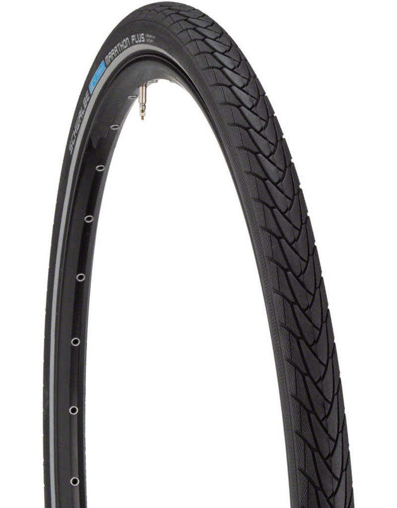 voor Is aan het huilen blik TIRE 700X28 SCHWALBE MARATHON PLUS - Solon Bicycle - The Friendly Bike Shop!