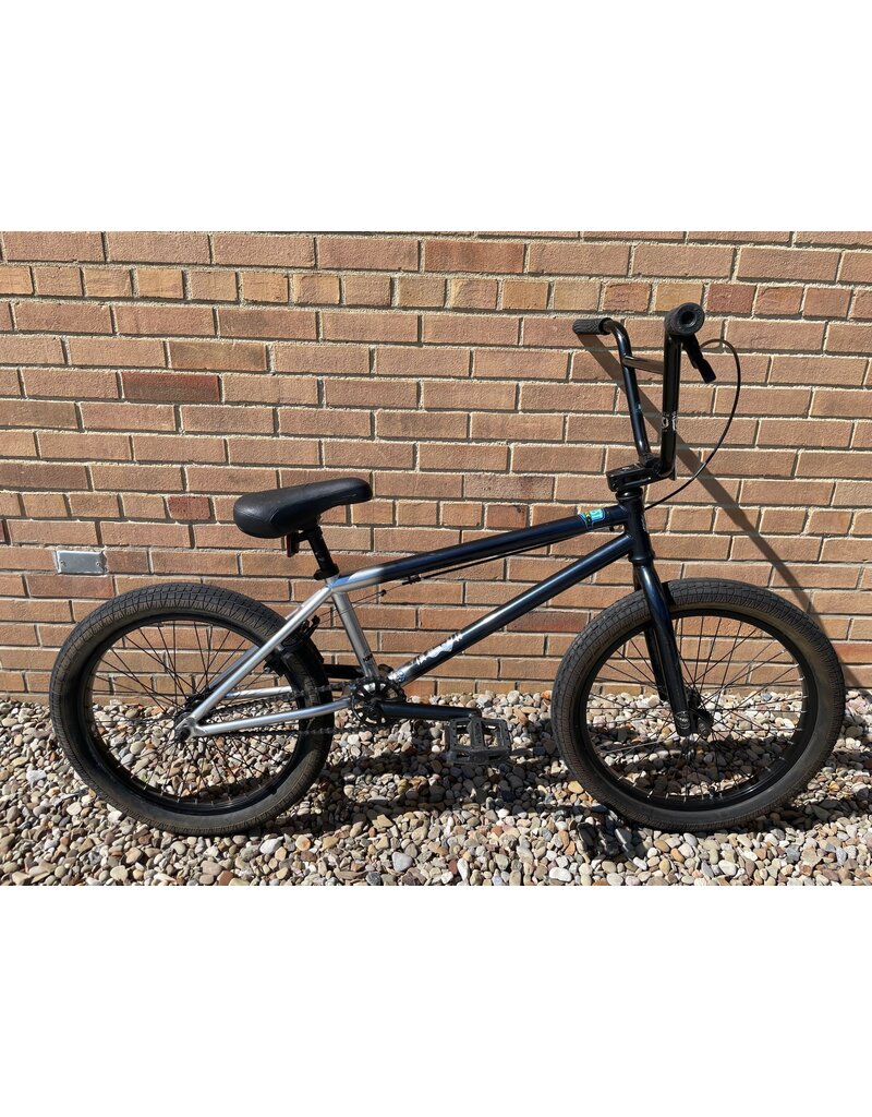 PRE OWNED 20 BMX KINK GAP XL Solon Bicycle The Friendly Bike Shop