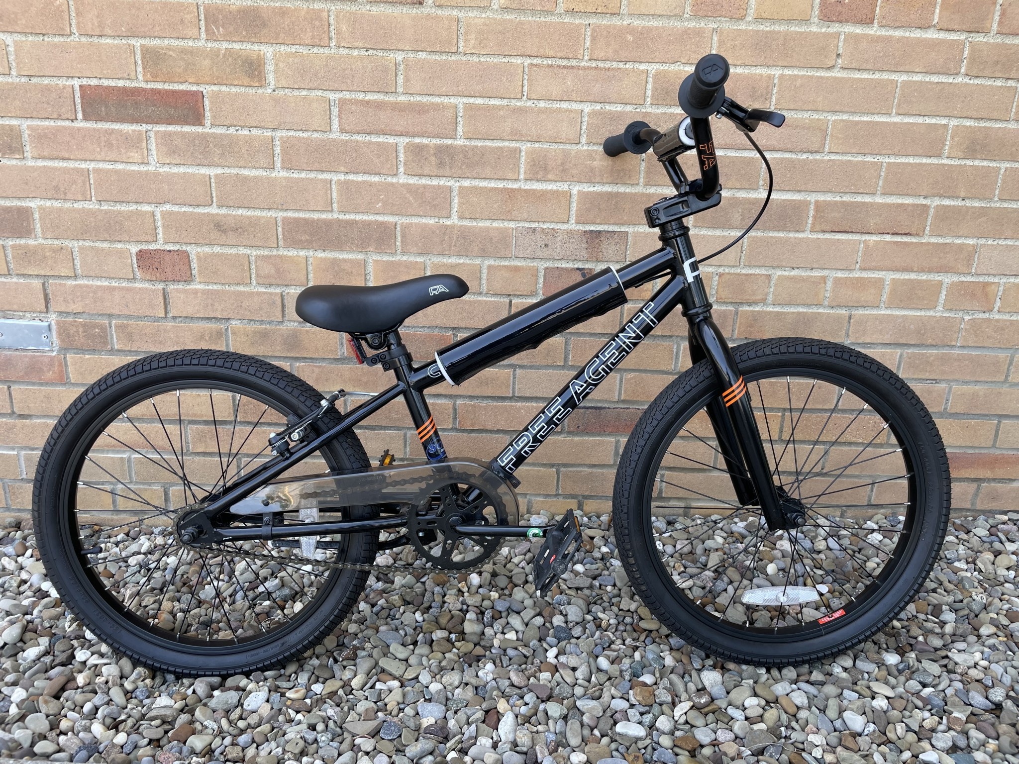 PRE OWNED 20 FREE AGENT BLACK Solon Bicycle The Friendly Bike Shop
