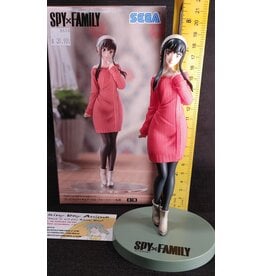 Spy x Family Yor Plain Clothes Figure