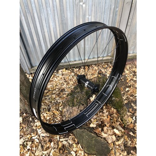 HED HED Big Alloy Half Deal 27.5x80mm Front HED HED Big Alloy Half Deal 27.5x80mm Front