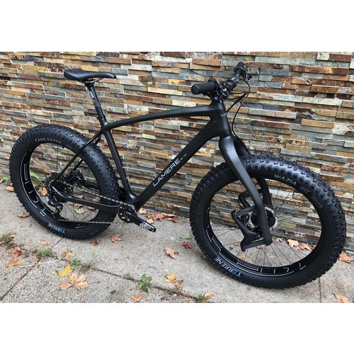 LaMere Cycles 21" XL Carbon Fat with Lauf Fork LaMere Cycles 21" XL Carbon Fat with Lauf Fork