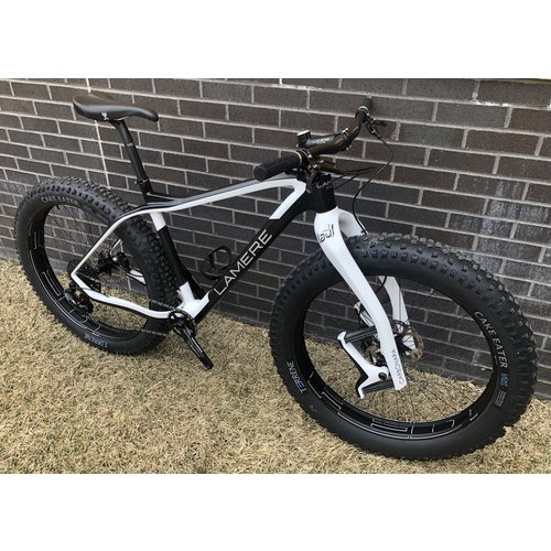 Size Large Carbon Fat with alloy HED 27.5 Wheels Size Large Carbon Fat with alloy HED 27.5 Wheels