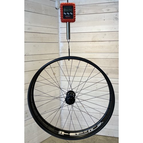 HED HED Big Deal 26x85mm Carbon Rear 32 spoke Disk Brake 12mm Thru axle R177mm Hub XD HED HED Big Deal 26x85mm Carbon Rear 32 spoke Disk Brake 12mm Thru axle R177mm Hub XD