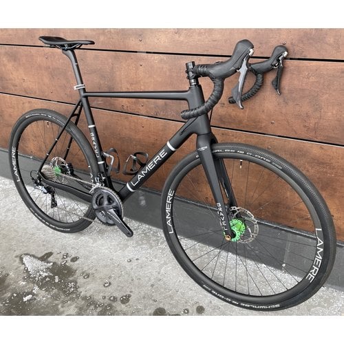 LaMere Cycles Carbon Gravel Bike 58cm LaMere Cycles Carbon Gravel Bike 58cm