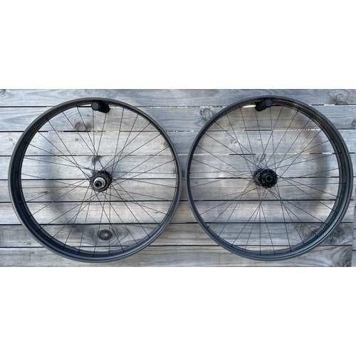 HED Big Deal 26x85mm Carbon Wheelset HED Big Deal 26x85mm Carbon Wheelset
