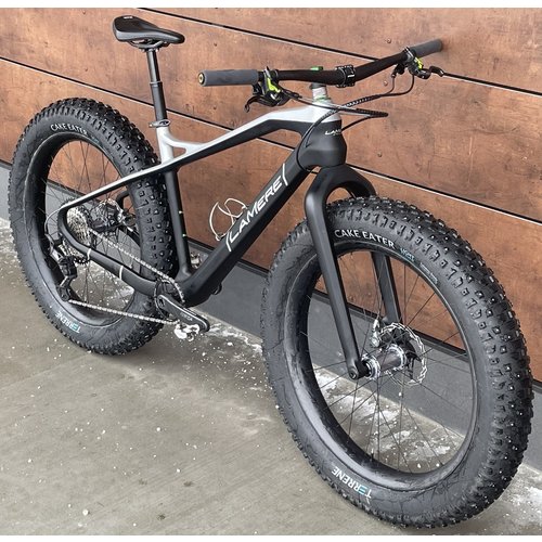 LaMere Cycles Demo 27.5" Superfat, 19" Large LaMere Cycles Demo 27.5" Superfat, 19" Large