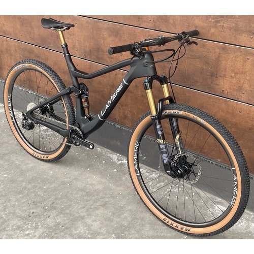 LaMere Cycles 2023 Demo Blackbird XL 21" LaMere Cycles 2023 Demo Blackbird XL 21"
