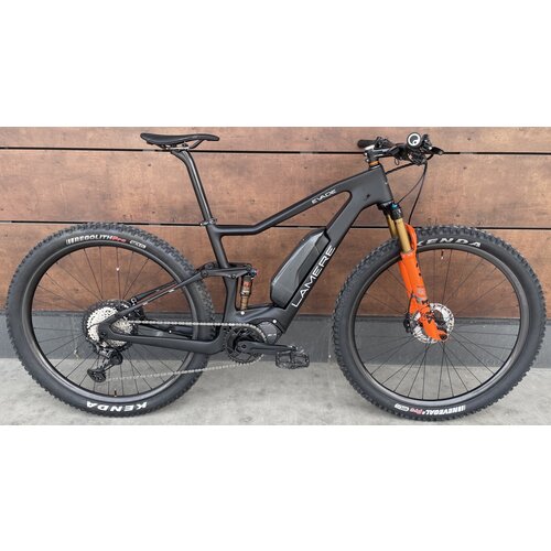 LaMere Cycles eVade Demo, EP8 Motor, 18" Med