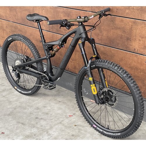 LaMere Cycles Demo Enduro MTB, Small 15.5" LaMere Cycles Demo Enduro MTB, Small 15.5"