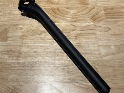 LaMere Cycles LaMere Carbon Seatpost 27.2mm