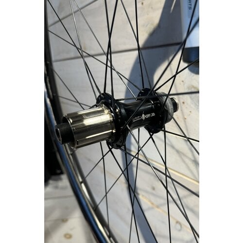 LaMere Cycles LaMere All Road Wheelset 700C, 142/100, 11spd HG Driver Body