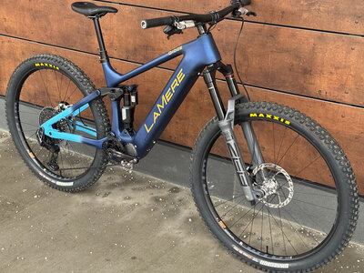 LaMere Cycles 2025 Blue Dream Diode Ultimate eMTB Size Med LaMere Cycles 2025 Blue Dream Diode Ultimate eMTB Size Med