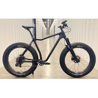 Used Mukluk, Size XL