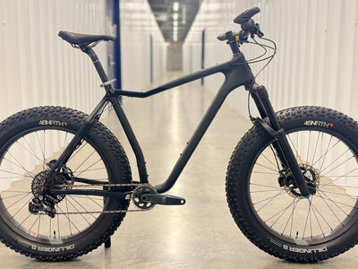 Used Mukluk, Size XL