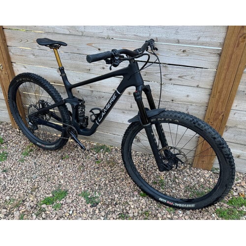 LaMere Cycles Demo LaMere Trail 135, XL, Mezzer Fork, Super Deluxe Ultimate Coil Shock LaMere Cycles Demo LaMere Trail 135, XL, Mezzer Fork, Super Deluxe Ultimate Coil Shock
