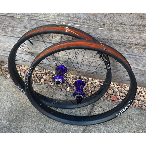 Carbon Fat Onyx Candy Purple 26" 65 wide XD Driver Centerlock Carbon Fat Onyx Candy Purple 26" 65 wide XD Driver Centerlock