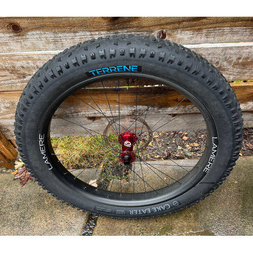 LaMere Cycles Front Fat Carbon 150 Front Red Industry 9 Hub LaMere Cycles Front Fat Carbon 150 Front Red Industry 9 Hub