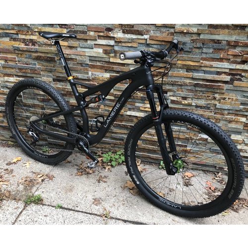 LaMere Cycles 19" 29er Full Suspension Carbon Wheels LaMere Cycles 19" 29er Full Suspension Carbon Wheels