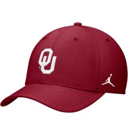 Jordan Jordan Crimson OU Structured On Field Swooshflex Rise Cap