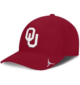 Jordan Jordan OU Crimson DF Club Gameday Structured Aerobill Swooshflex Cap