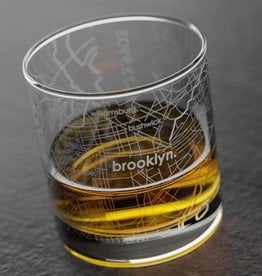 https://cdn.shoplightspeed.com/shops/618697/files/27966394/262x276x1/well-told-brooklyn-rocks-whiskey-glass.jpg