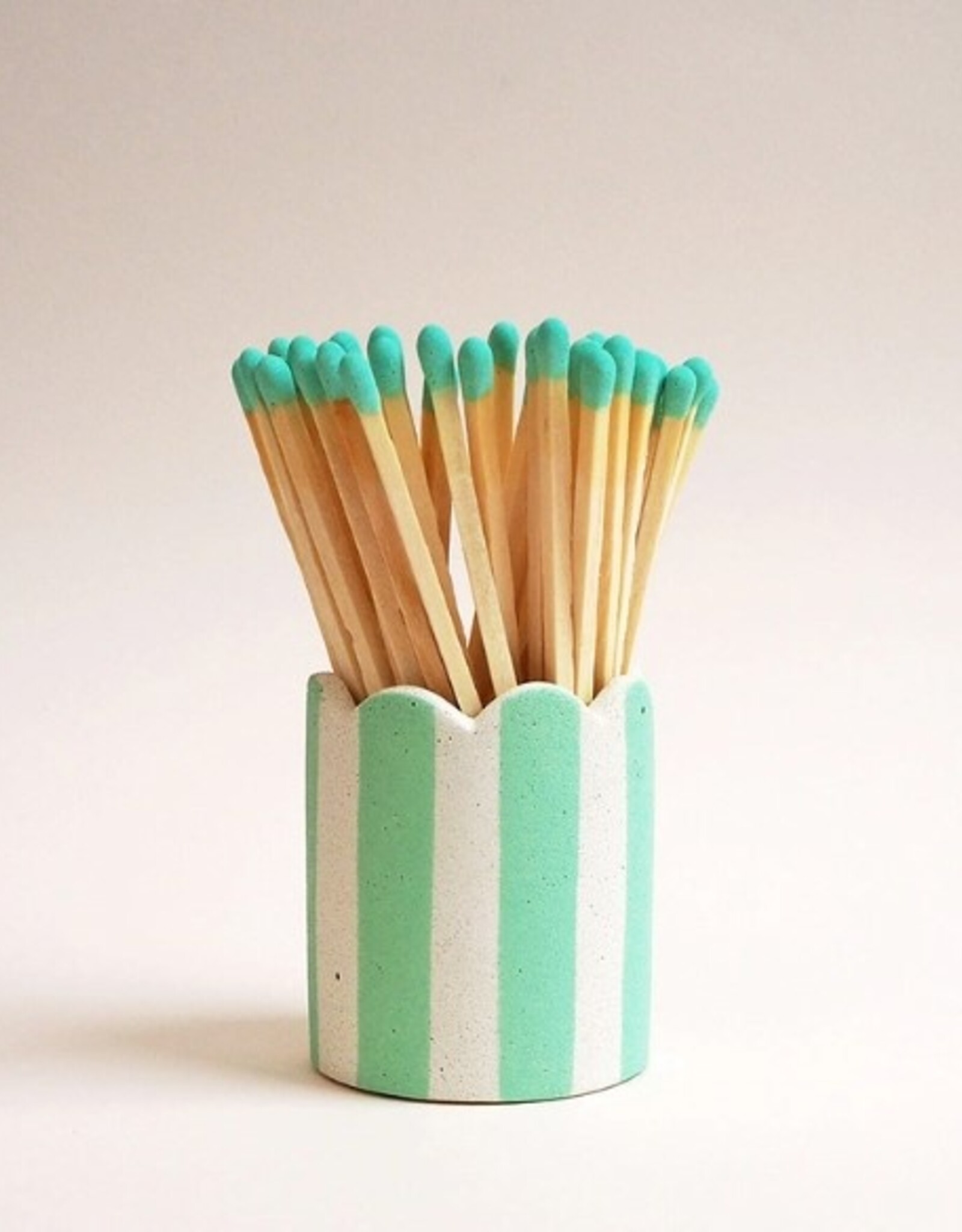 Hello Marilu Stripy Match Holder -