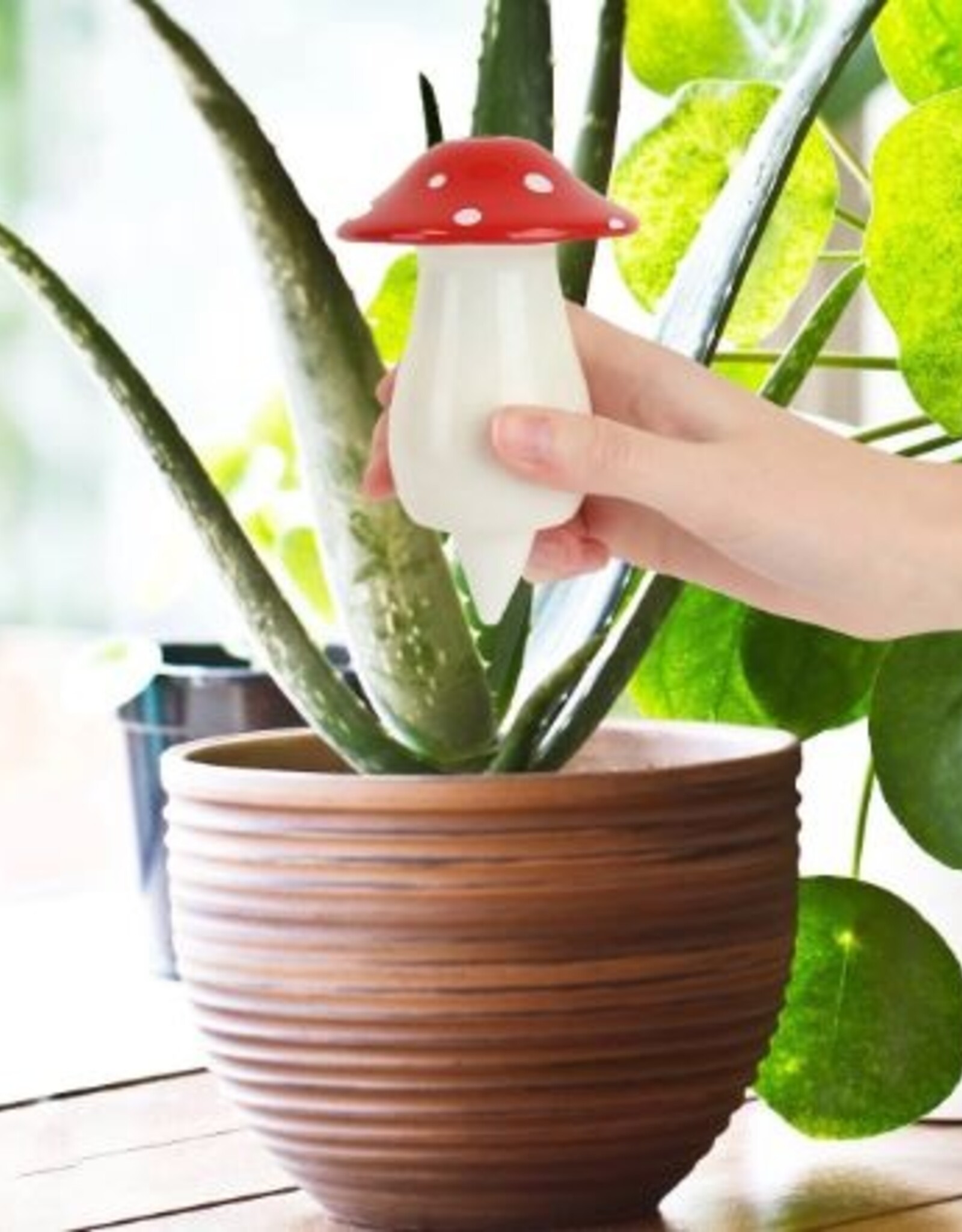 Gift Republic Planter Accessory - Self Watering Mushroom