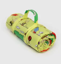 BAGGU Puffy Picnic Blanket -  Snoopy Kite Eating Tree