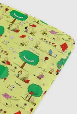 BAGGU Puffy Picnic Blanket -  Snoopy Kite Eating Tree