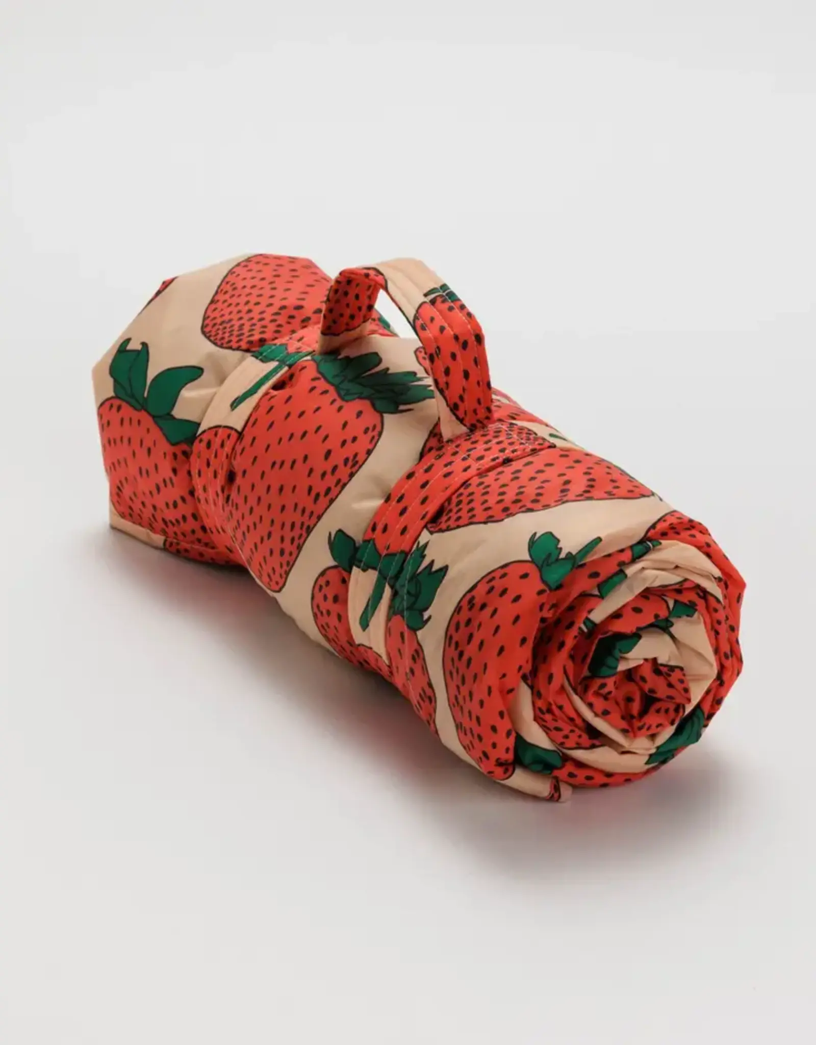 BAGGU Puffy Picnic Blanket -  Strawberry