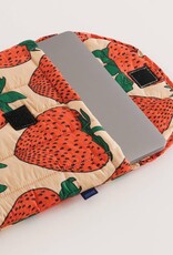 BAGGU Laptop Sleeve Puffy 16" - Strawberry